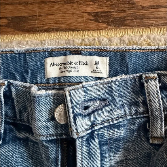 Abercrombie & Fitch Jeans - 90’s Straight Ultra High Rise - Picture 2 of 2